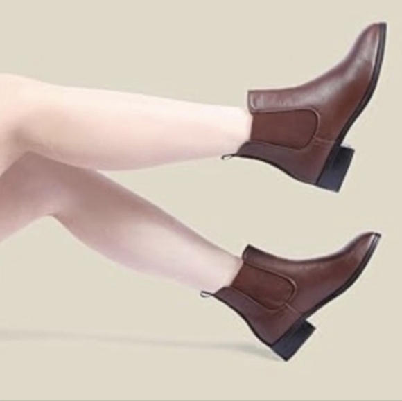 Yuu Shoes - Yuu Brina Chelsea Brown Leather Zipper Booties Boots   Women Size 9.5